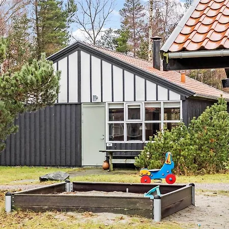 M186-vaeggerlose-botolundvej-36 *