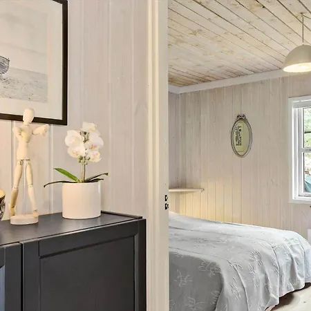 M186-vaeggerlose-botolundvej-36 Bøtø By